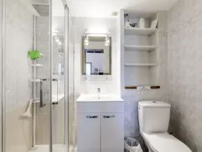 Smuk  feriebolig for 5 gæster med pool, klimaanlæg, WIFI, TV og terrasse - Image 5