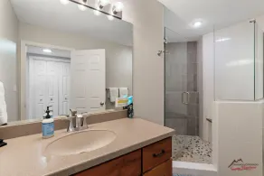 A/C, Hot Tub, Ping-Pong & Air Hockey, Pet Friendly - Image 4