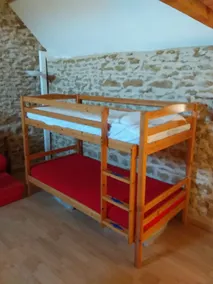 Écurie aménagée avec goût en gîte - Image 3