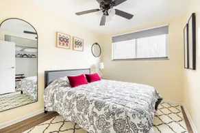 King and Queen memory foam beds Near the Valley! | Georgtown Villas - Image 5