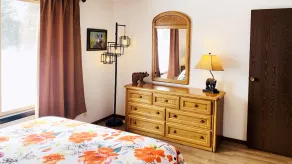 Quiet - Comfortable - Clean - Accommodation for 4 - Only minutes from YNP - Image 5