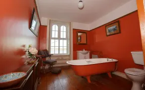 Waterfront period house - Image 5