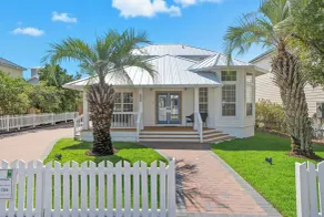 Steps to beach & community pool dog-friendly great location - Image 2