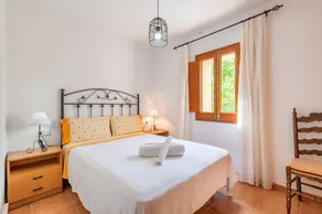 Ferienhaus 'Son Sant Joan' mit privatem Pool, WLAN und Klimaanlage - Image 4