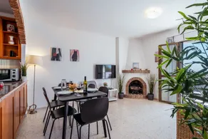 Oasis 16 - Two Bedroom Apartment, Sleeps 6 - Image 5