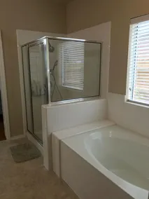 Large house  with 5 Bedrooms 2.5 bath sleep 12 , fully garage to use - Image 4