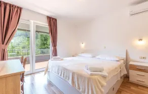 Lovely Home In Slime With Wifi - Image 4
