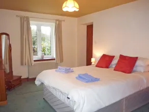 Stone Cottage Kenmare by Trident Holiday Homes - Image 3