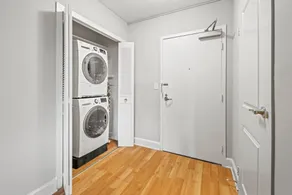 Contemporary Apt Near DC Gym, Metro & More! - Image 2