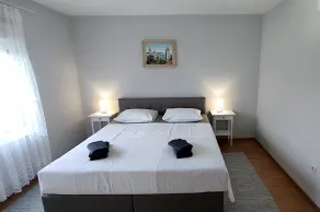 Appartements I Francs, 30 m de la mer, quai de bateau, salle communautaire, air - Image 5