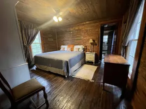 Cottage-Ensuite-Standard-Jasmine Cottage - Image 4