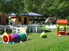 Lærredstelt til 5 personer i en rolig campingplads ved Les Prés - Image 3