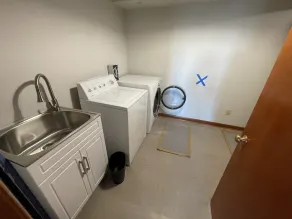 Sunset House Lower Level - Image 3