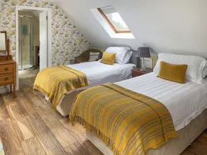 1 bedroom accommodation in Raymond&rsquo;s Hill, near Lyme Regis - Image 5