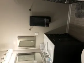 Helt renoveret hyggeligt 3 værelses rækkehus med adgang til GA-400 på 5 minutter - Image 3