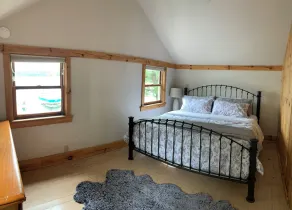 Canadaigua Lake Sunset Oasis: Private Beach, Family Fun Wineries, CMAC, Shopping - Image 3