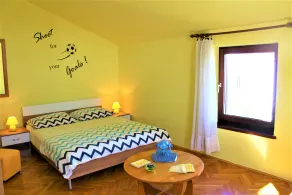 Appartement de deux chambres avec la terrasse et la vue sur le mer Primosten (A-15499-a) - Image 3