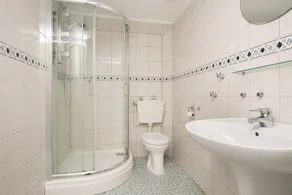 Beautiful vacation home on watery recreation park Yn'e Lijte Grou  - Image 3