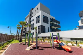 New Apartment With Sea Views - Image 2