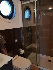 Vacances sur la « Riverloft I ».  Le premier appartement sur une péniche - Image 2