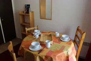 150m from ski slopes, 5th floor, tv, 17m², Val Thorens - Image 3