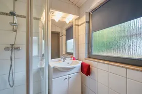 Comfort Sauna 4p - Two Bedroom Chalet, Sleeps 4 - Image 3