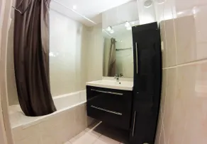 Apartment/ flat Refresh by designer may 2016- BIARRITZ-near the beach 700 m - Image 2
