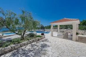 Villa Auras with Heated Pool - Image 2