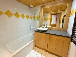 Chalet Adele - Appartement 6 personnes situé en bord de piste St Martin de Belleville MAE-8204 - Image 2