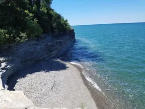 Secluded Cottage with Hidden Cove on Lake Erie - Image 4