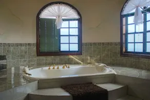 Clarridge View Guesthouse - Image 3