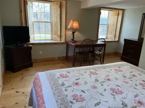 Close to Dreams Park - Heated Pool - 4 bed/4.5 bath Amazing rental home!~ - Image 5