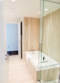 This is for a booking with Victoria Waterfalls Hotel. 1 bedroom suite, sleeps 4. - Image 2