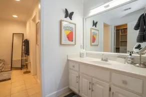 Lakefront Getaway \"Right There\" on the water in Reynolds community 2 bed/2 bath  - Image 2