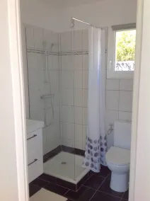 Appartement 2 Personnes 150 m de la Plage - Image 2