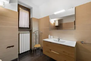 Maison de vacances 'La Casa Sul Lago' avec vue sur la mer, jardin privé et Wi-Fi - Image 3
