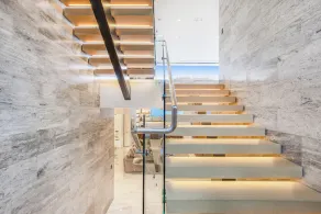 Sierra Mar -Modern Luxury Paradise in Hollywood Hills - Image 3