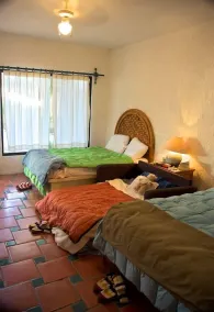Casa del Sol: Location Location! Beachfront/Walking Distance to Everything! - Image 4
