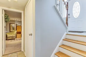 Remote-Work Ready: Family Home Near Pittsburgh - Image 2