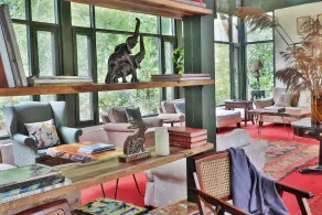 Jim's Jungle Retreat - Image 4