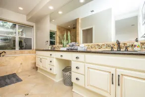 Luxury Mountain Retreat-Pool/Hottub/Gameroom&More! - Image 4