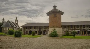 Château de Crespy & Suites - Image 2