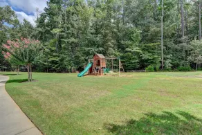9-bedroom Luxury Home, 4.8 Acre w/ Pool, Minutes to Suwanee downtown and Lake - Image 3