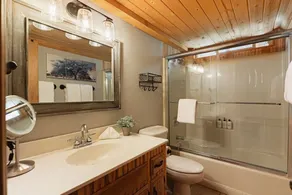 The 99 Pines - Walk to Snow Summit + Hot Tub - Image 2