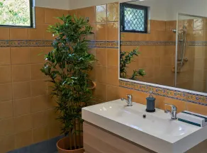 Cable Beach Haven - 3BR house with pool, 5 minutes walk to Cable Beach  - Image 2