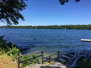 Private Lakefront Chalet - roligt skovområde - stor svømning og lille sejlads. - Image 2