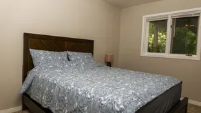 Cottage/Lake Simcoe/Innisfil/5 Bedrooms/10 Guests - Image 5