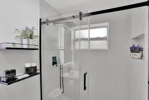 Hallandale Beach Modern apartment Chic Backyard - Image 4