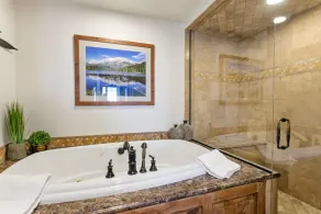 Grand Lodge - 3-Bedroom Deluxe #408 - Ski-in out - Image 3