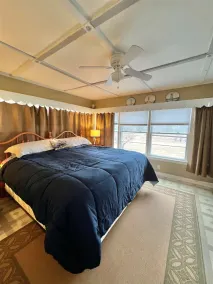 4 bedroom 1 bath.  Large Yard, Short walk to public beach. - Image 4
